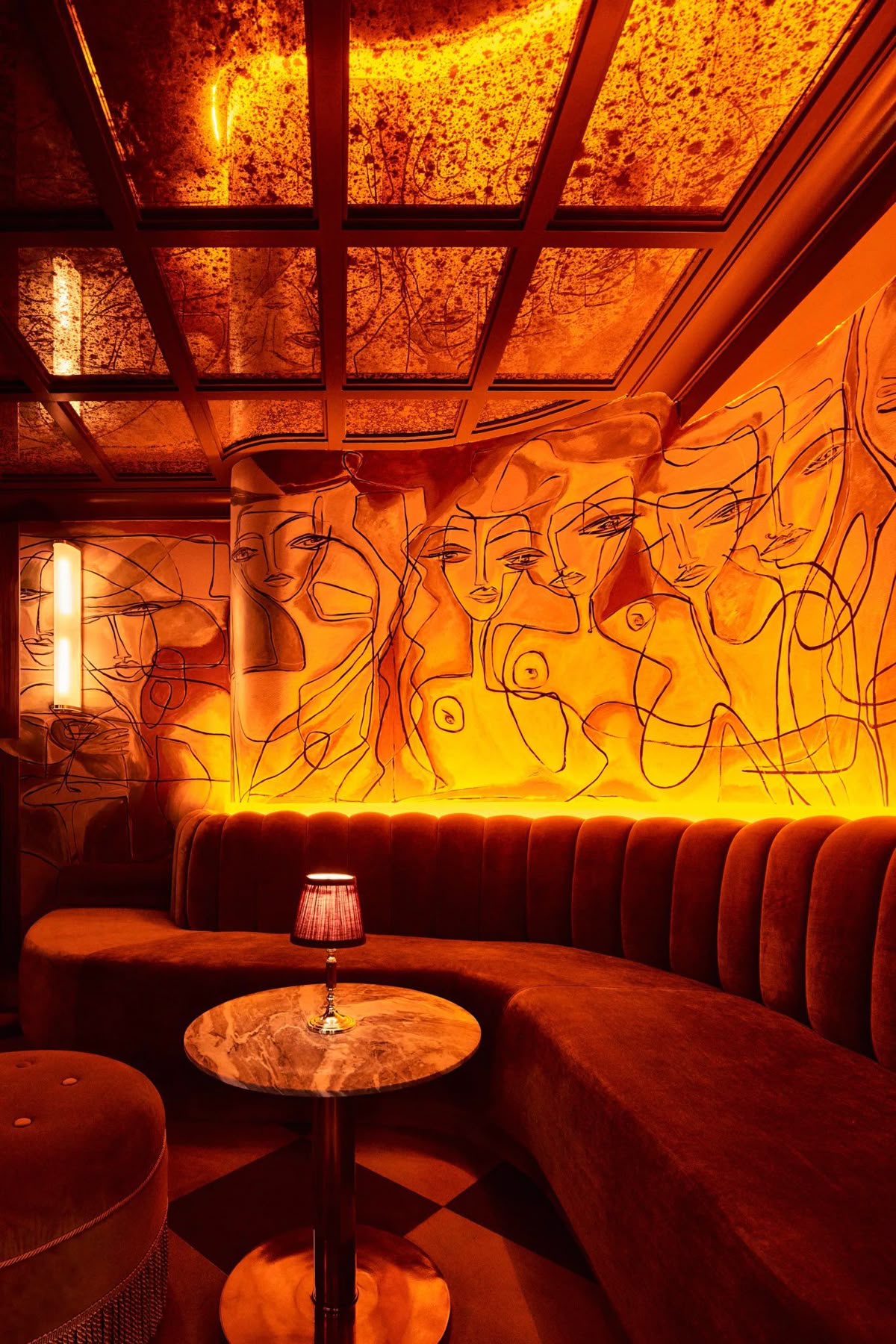 Muốn cocktail bar trở nên đáng nhớ? Hãy dàn dựng cảm xúc